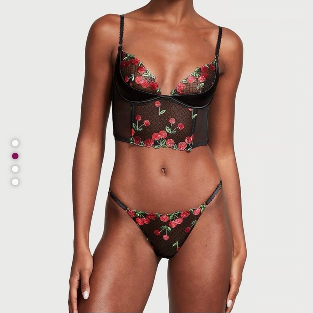 Victoria's Secret Black and Red Floral Bra